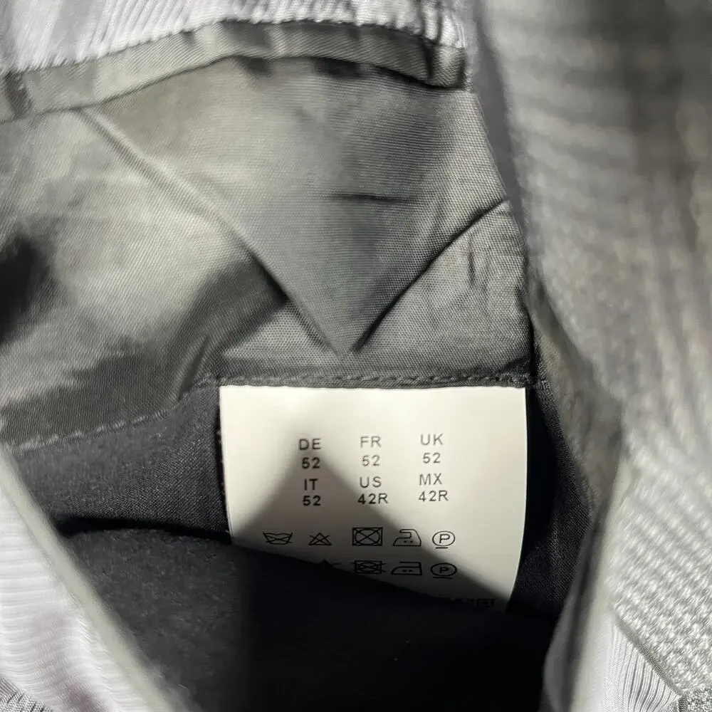 Hugo Boss Suit Jacket 42R Gray Lanificio Tesse Biella Single Brested 2 Button